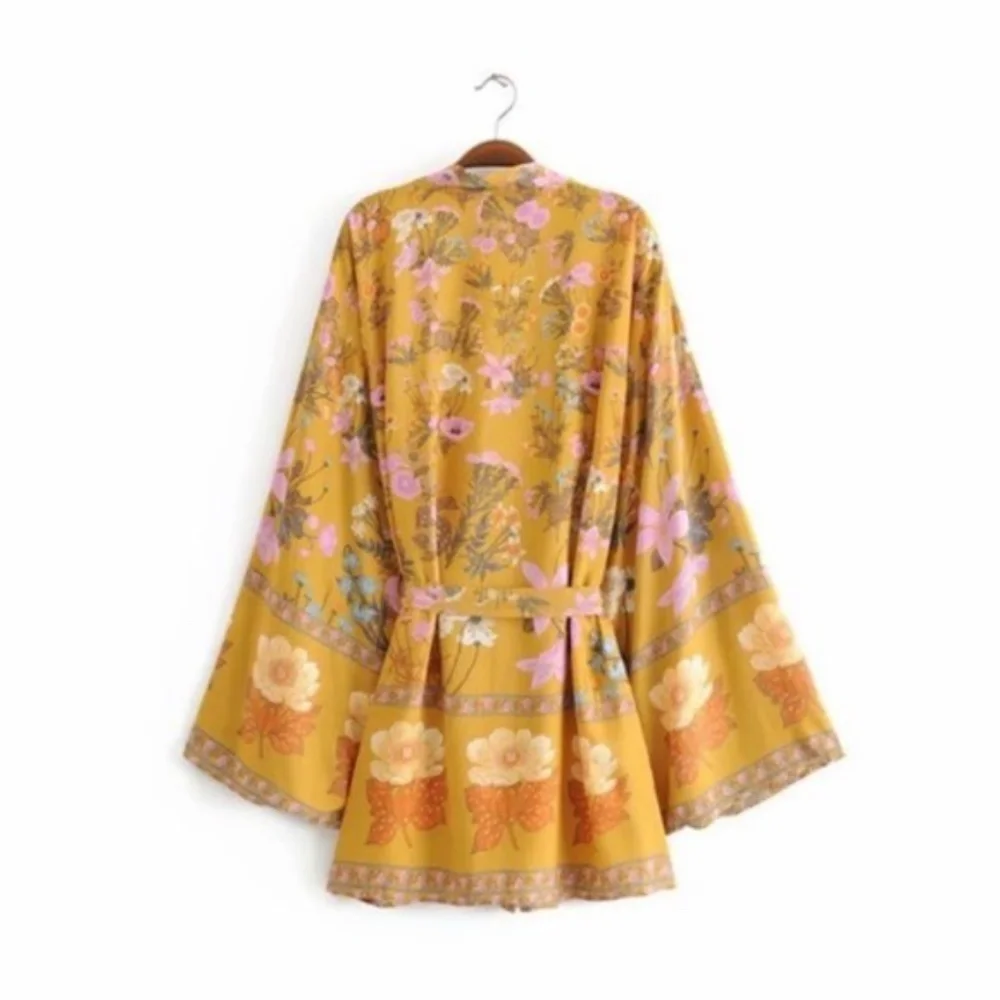 Boho Floral Print Belted Short Kimono Cover up - Picture 6 of 7